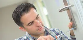 West CO Locksmith Store, Colorado Springs, CO 719-581-2076 - comm-01